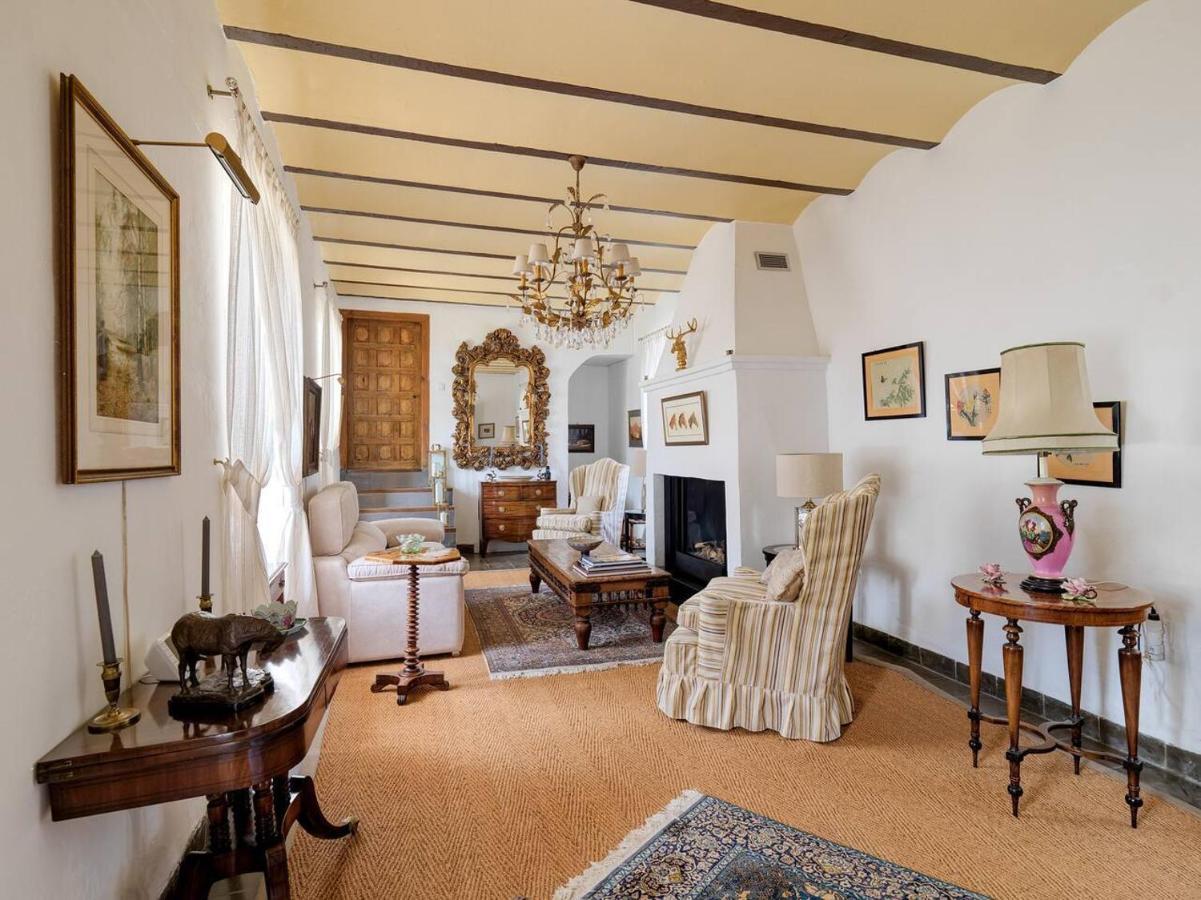 Beautiful 7-bed In Villa