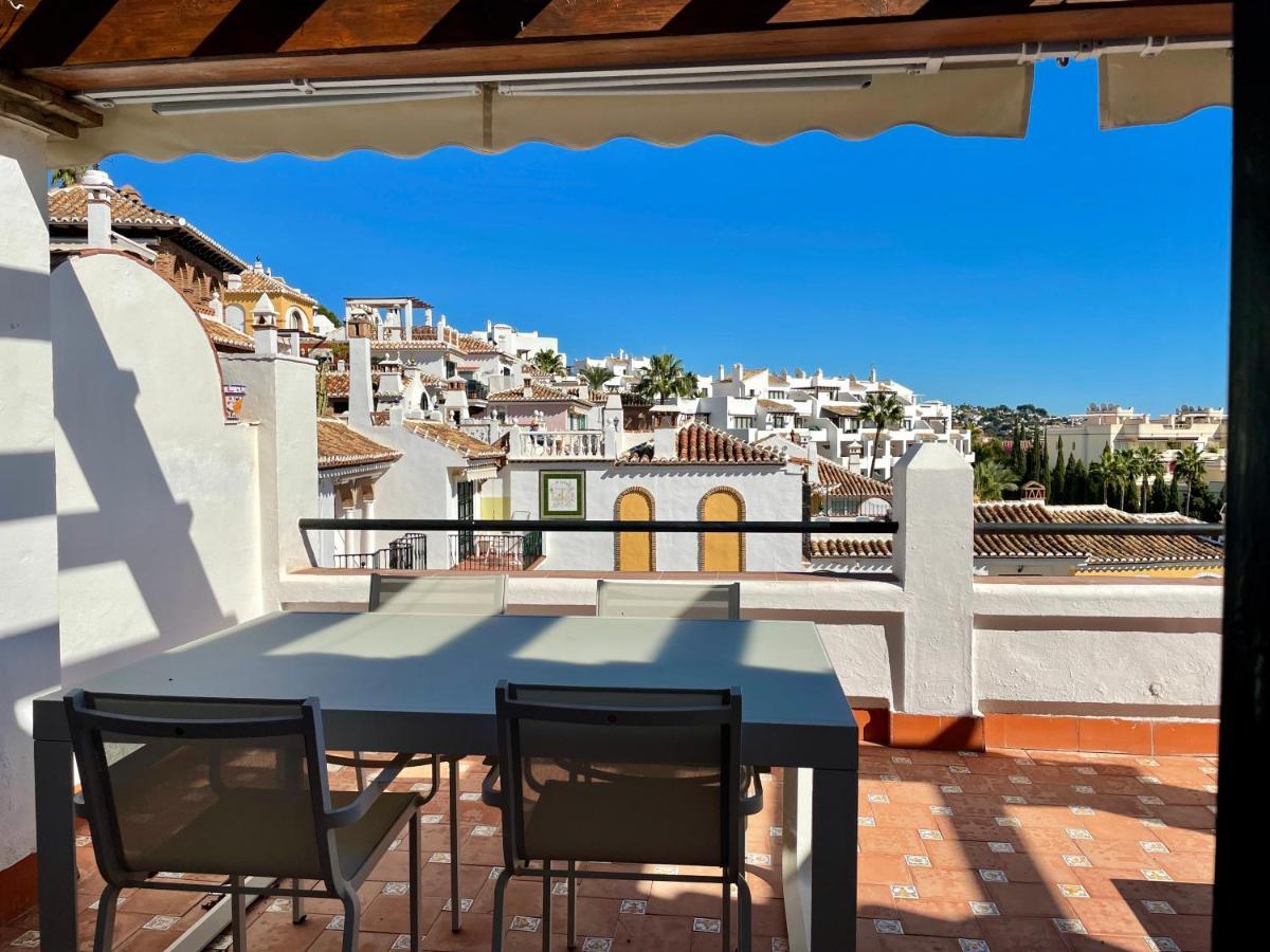 Semidetached Duplex At Puebla Aida, Mijas Golf With Pool, Golf And Sea Views Feriehus *