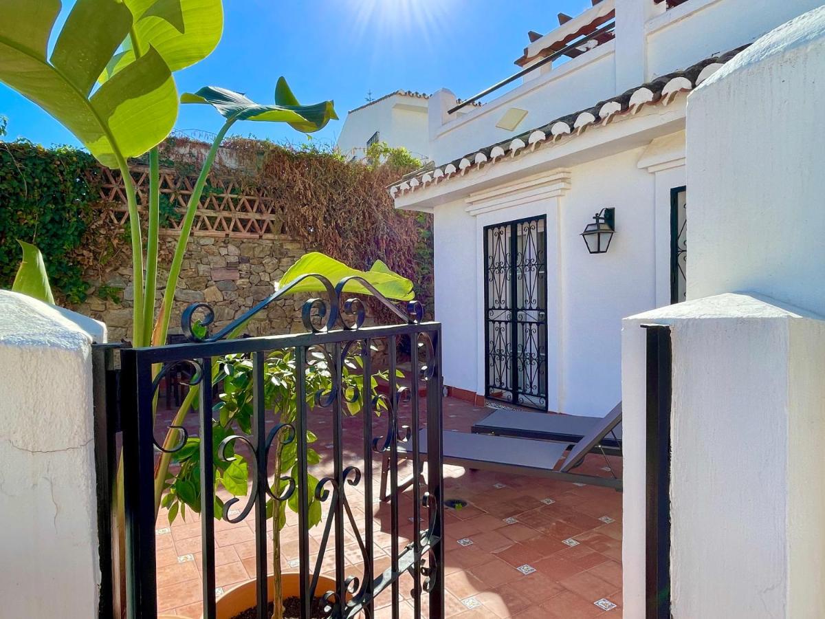 Semidetached Duplex At Puebla Aida, Mijas Golf With Pool, Golf And Sea Views Feriehus