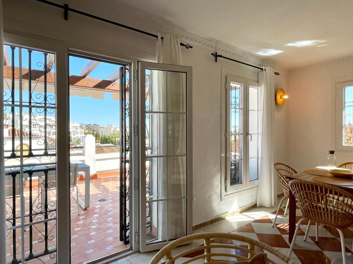 Semidetached Duplex At Puebla Aida, Mijas Golf With Pool, Golf And Sea Views Feriehus *