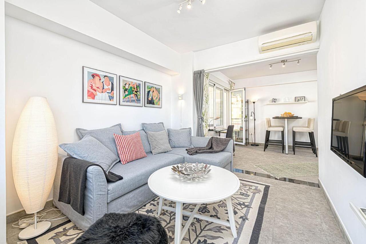 Martinez Virel In By Solaga Homes Apartment