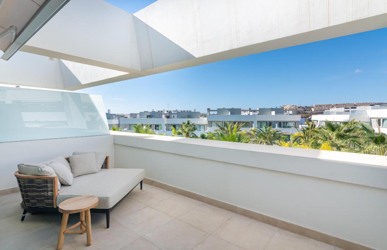 Feriehus Luxurious Townhouse With Roof Plunge Pool Málaga