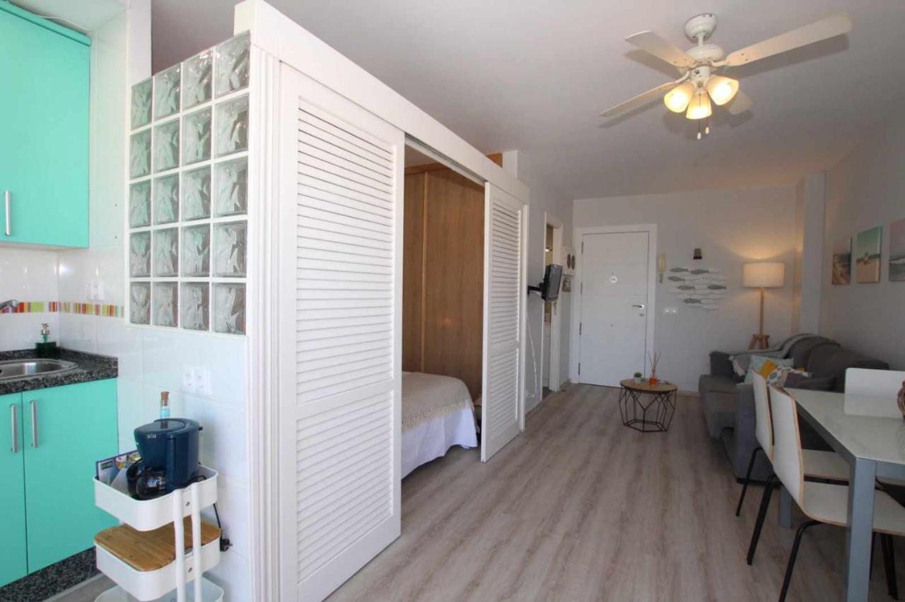Apartamento En 1ª Linea De Playa Con Vistas Al Mar Málaga