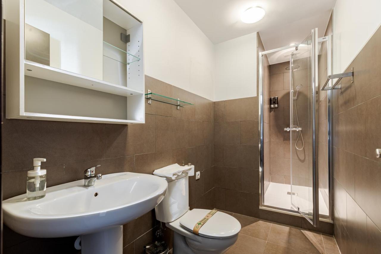 Fun Building By Homeabout Apartamento