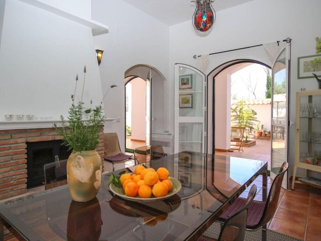 Villa With Private Swimming Pool And Boules Court 40 Minutes From M Laga Málaga