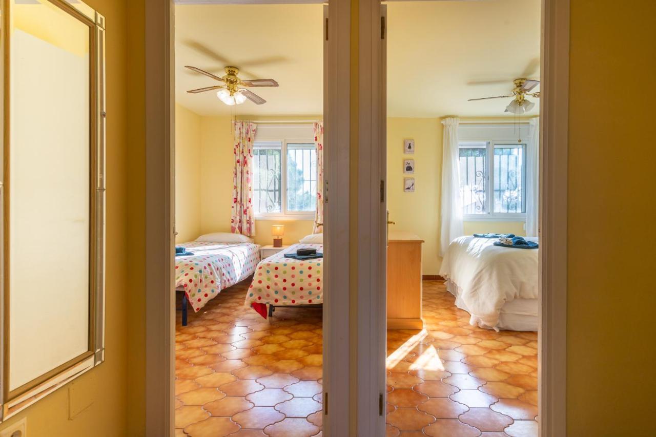 3 Bedroom House, 400m To The Beach, Near La Cala De Mijas Ferienhaus *