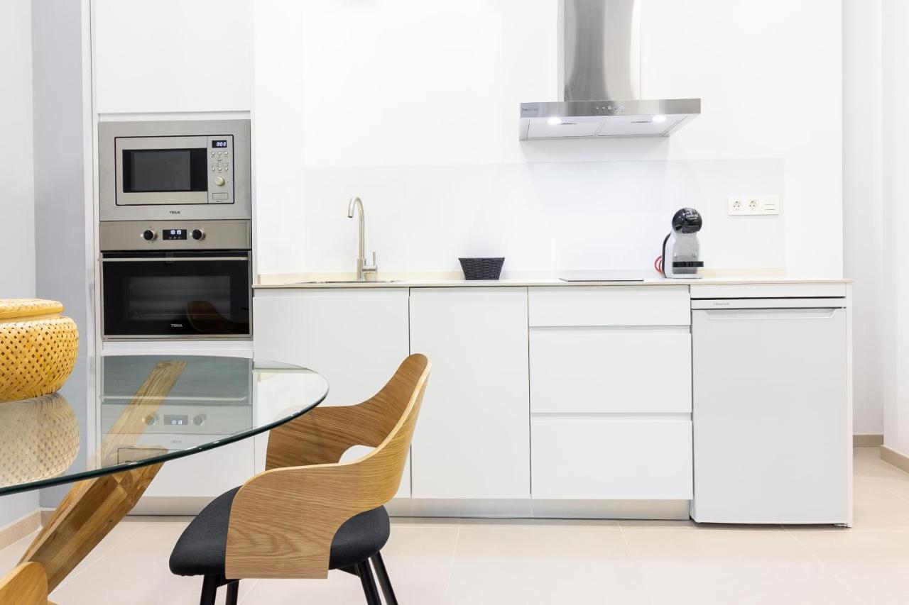 Apartment Center Flat Mariblanca 12 Sun & Terrace Boutique *