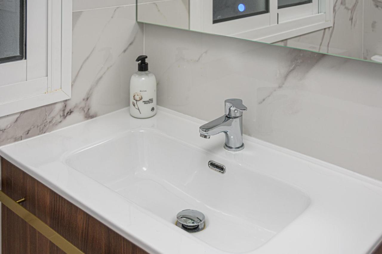 Wintowinrentals Center, Comfortable And Renovated