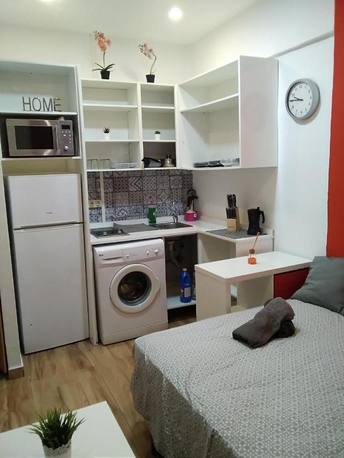 Lejlighed Estudio Cerca Del Carrefour Rosaleda Málaga