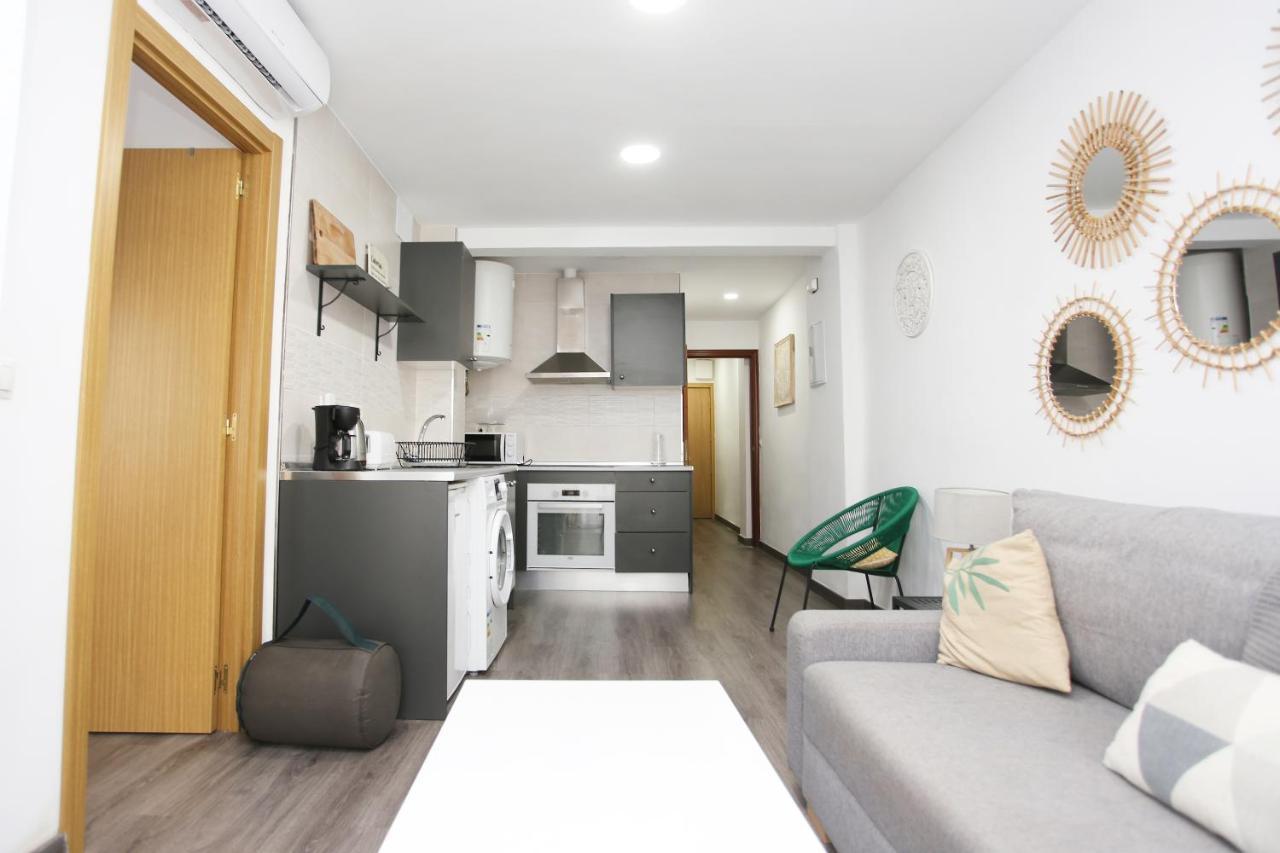 Apartamento En Calle Mendoza - Zona Huelin & 300 Mts De La Playa Apartment Malaga