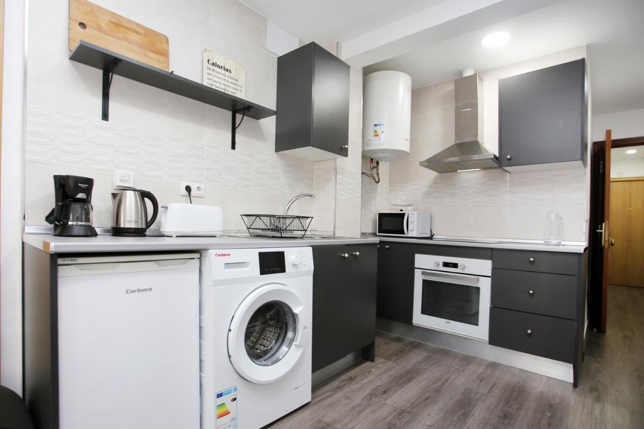 Apartamento En Calle Mendoza - Zona Huelin & 300 Mts De La Playa Apartment Malaga