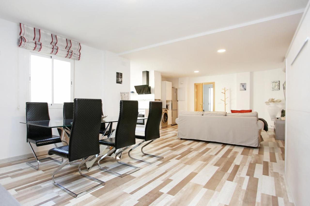 Holidays2Malaga Paseo Maritimo Antonio Banderas Sea View&Terrace Apartamento *