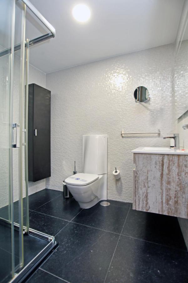 Holidays2Malaga Paseo Maritimo Antonio Banderas Sea View&Terrace Apartamento *