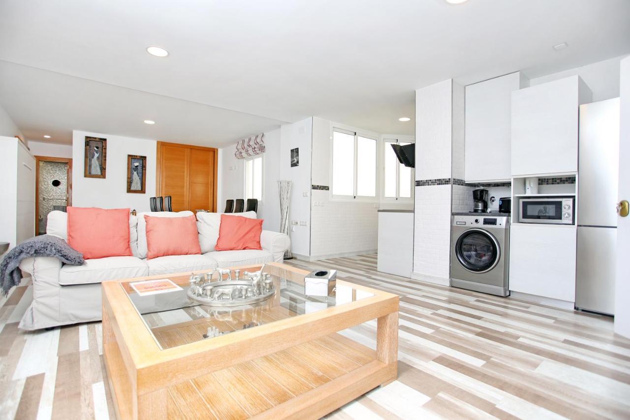 Apartamento Holidays2Malaga Paseo Maritimo Antonio Banderas Sea View&Terrace *