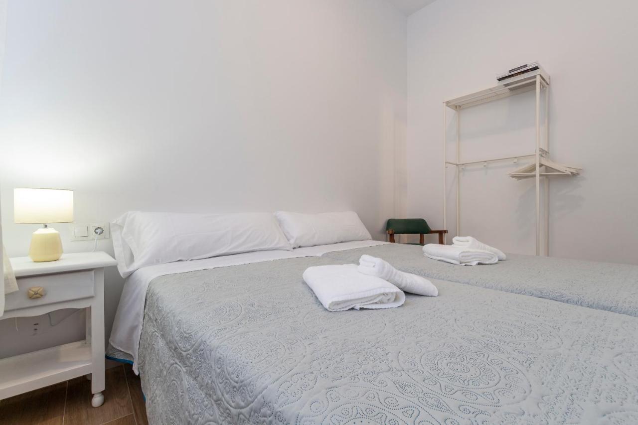 Sanders Jacaranda - Inviting Two-bedroom Downtown Apartment