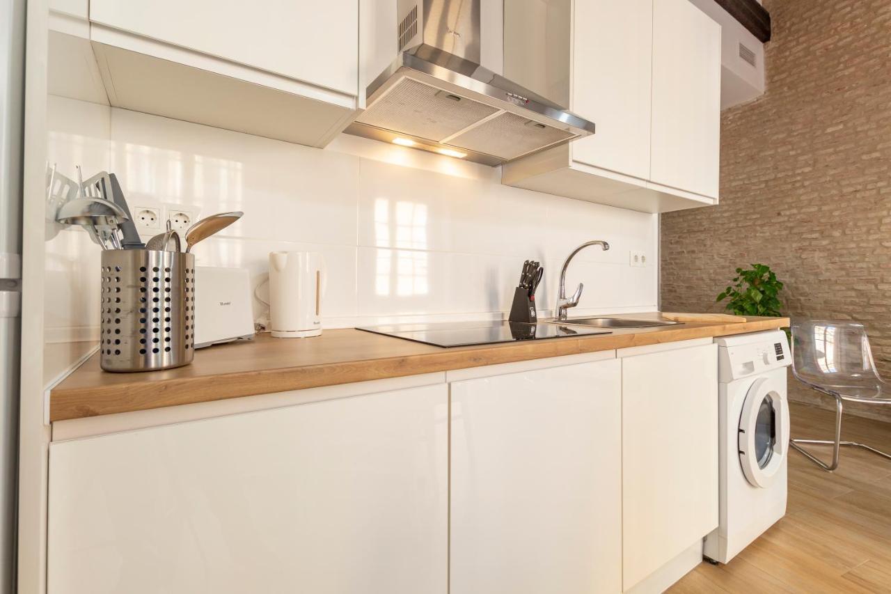 Sanders Jacaranda - Inviting Two-bedroom Downtown