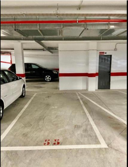 Leilighet Estudio Con Parking Centro De By Grupo Bmorales *