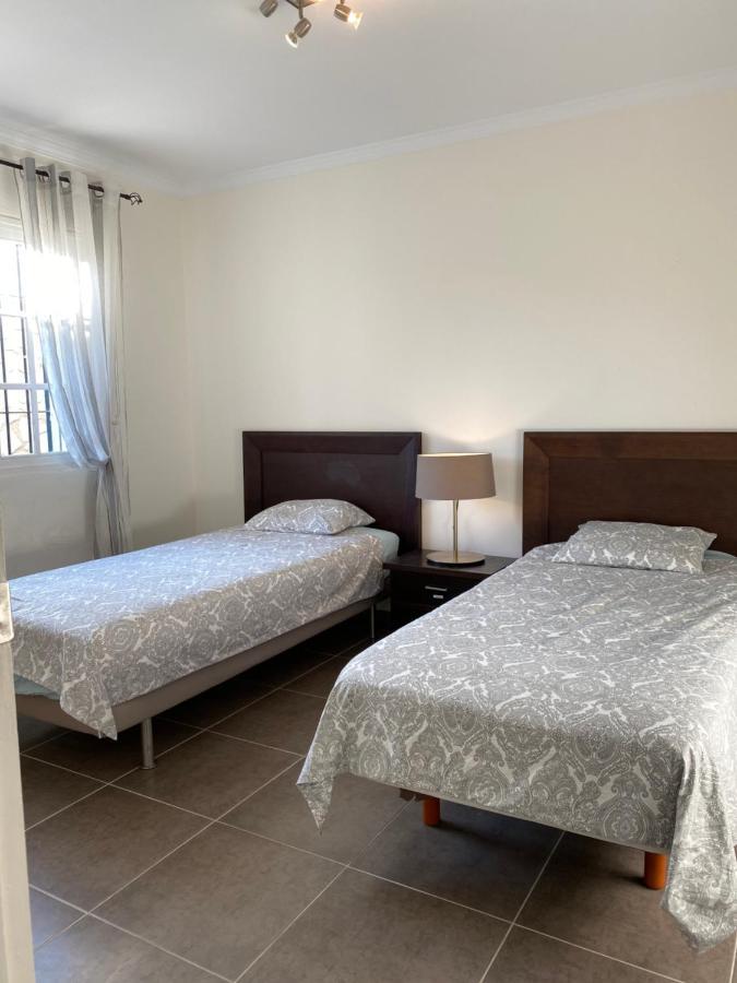 With A Big Garden And Heated Pool * Málaga