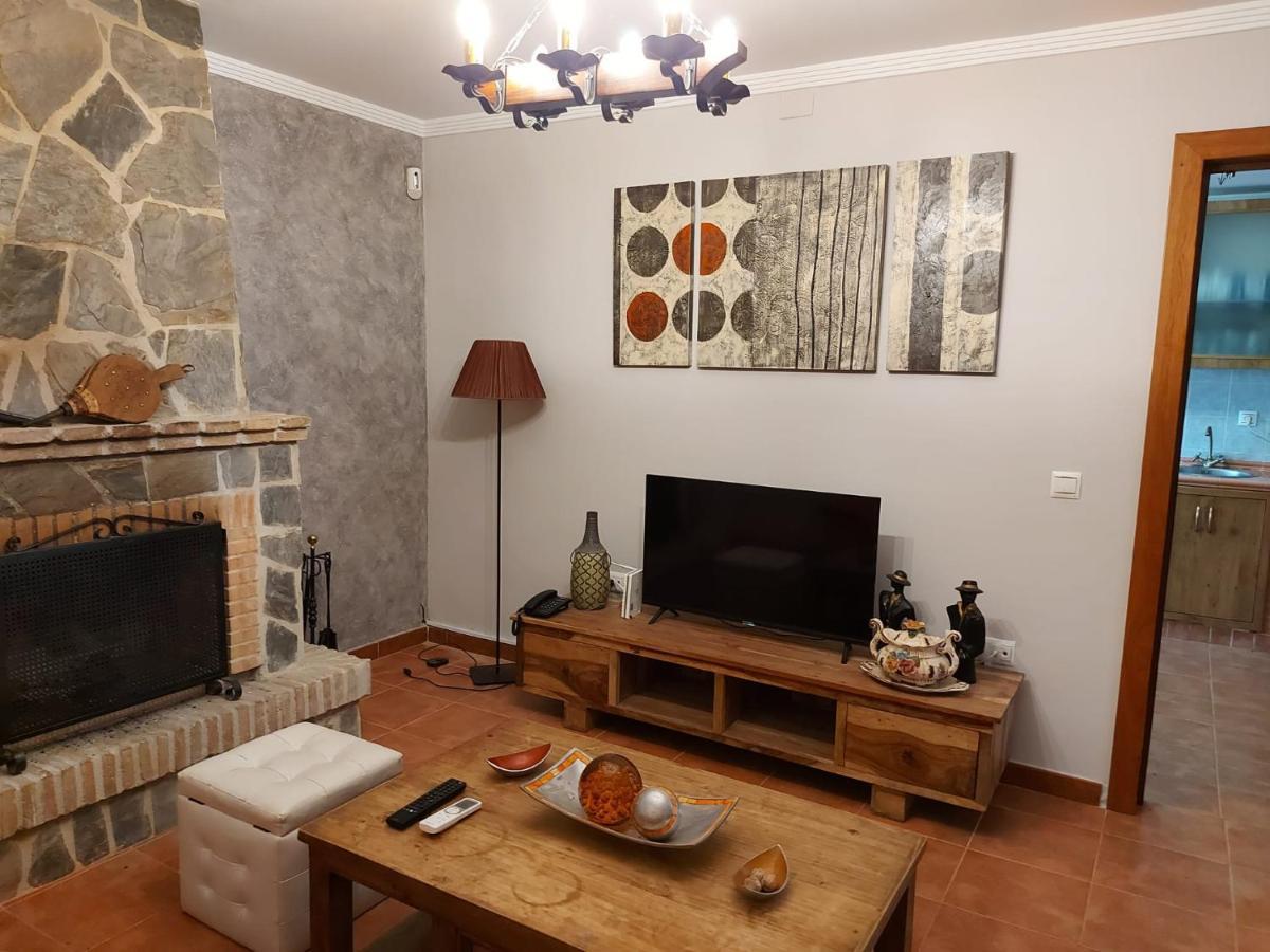 Andalusian With Barbecue, Pool And Wifi