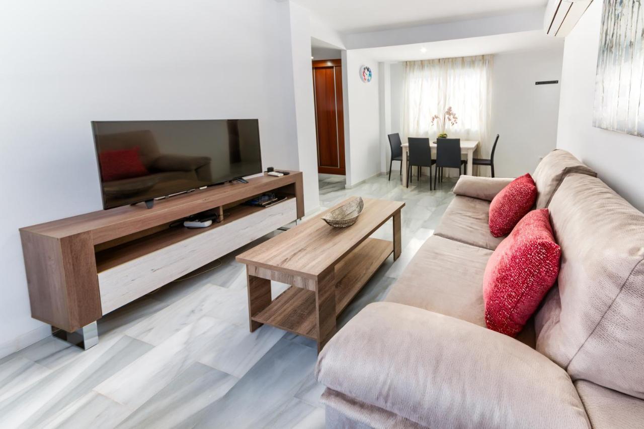 Holidays2malaga Salitre Cerca Estacion Ave & Fibra Wifi Apartamento