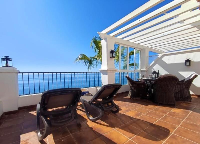 Amazing 2 Bedroom 2 Bathroom In Ladera De Mar, Nerja Appartamento