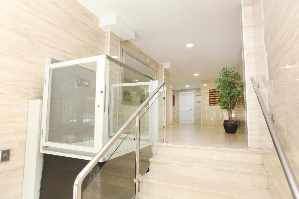 Leilighet Apartament Reyna House