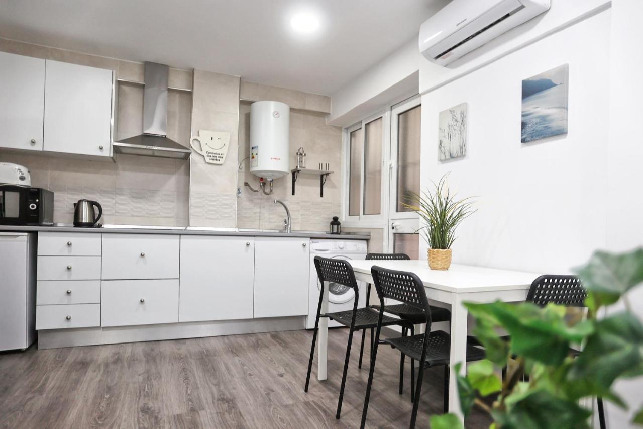 Holidays2malaga Goya - Zona Huelin & 500 Mts De La Playa Apartment