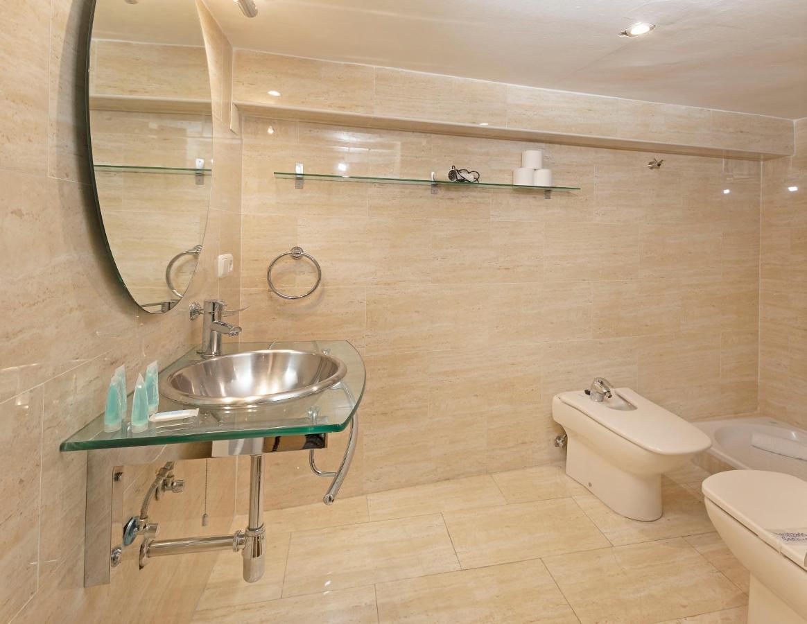 Apartment Holidays2malaga Correo Viejo Next Cathedral With French Balconies Malaga