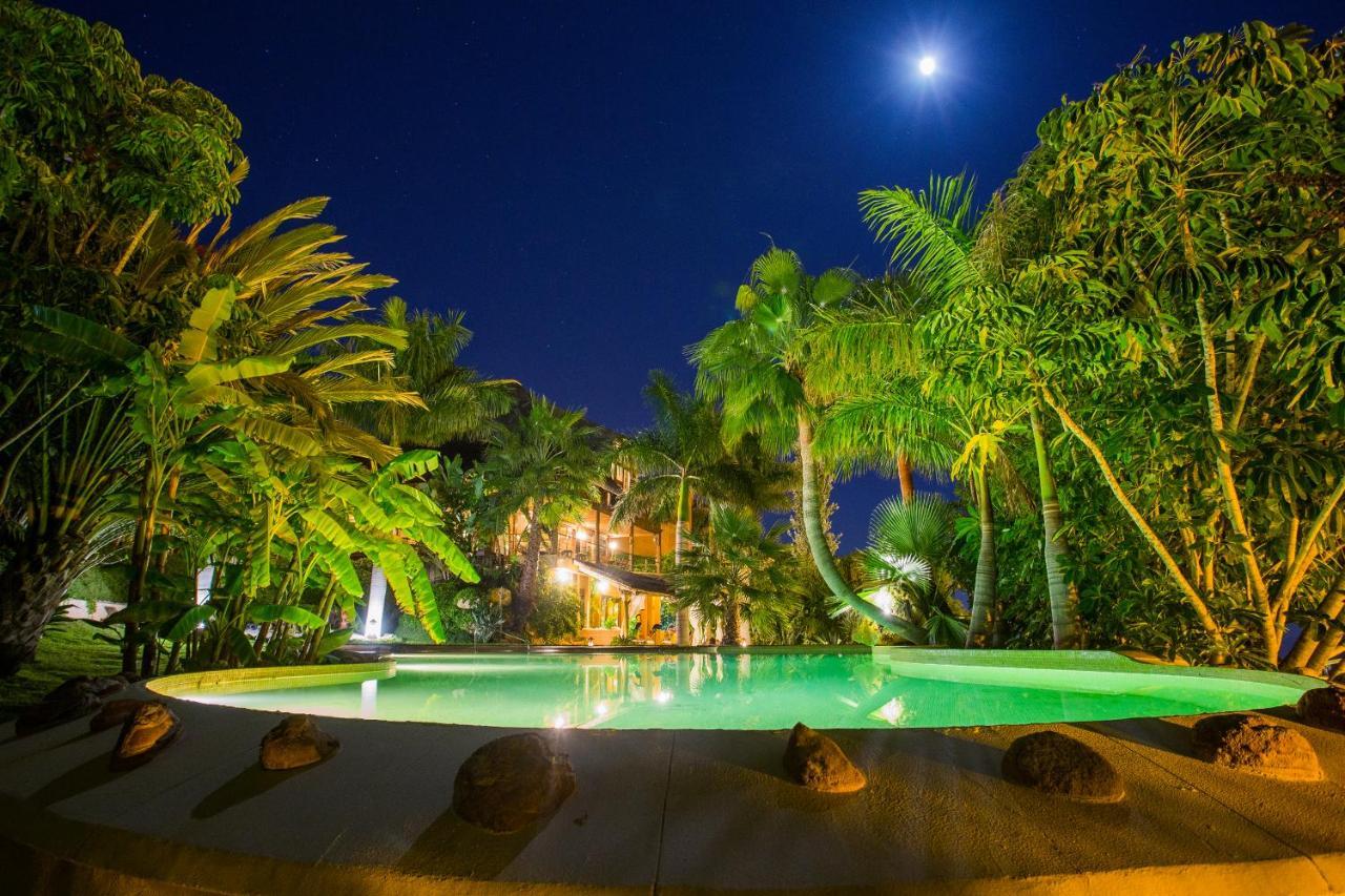 Villa Indonesian Palace Luxurious Boutique