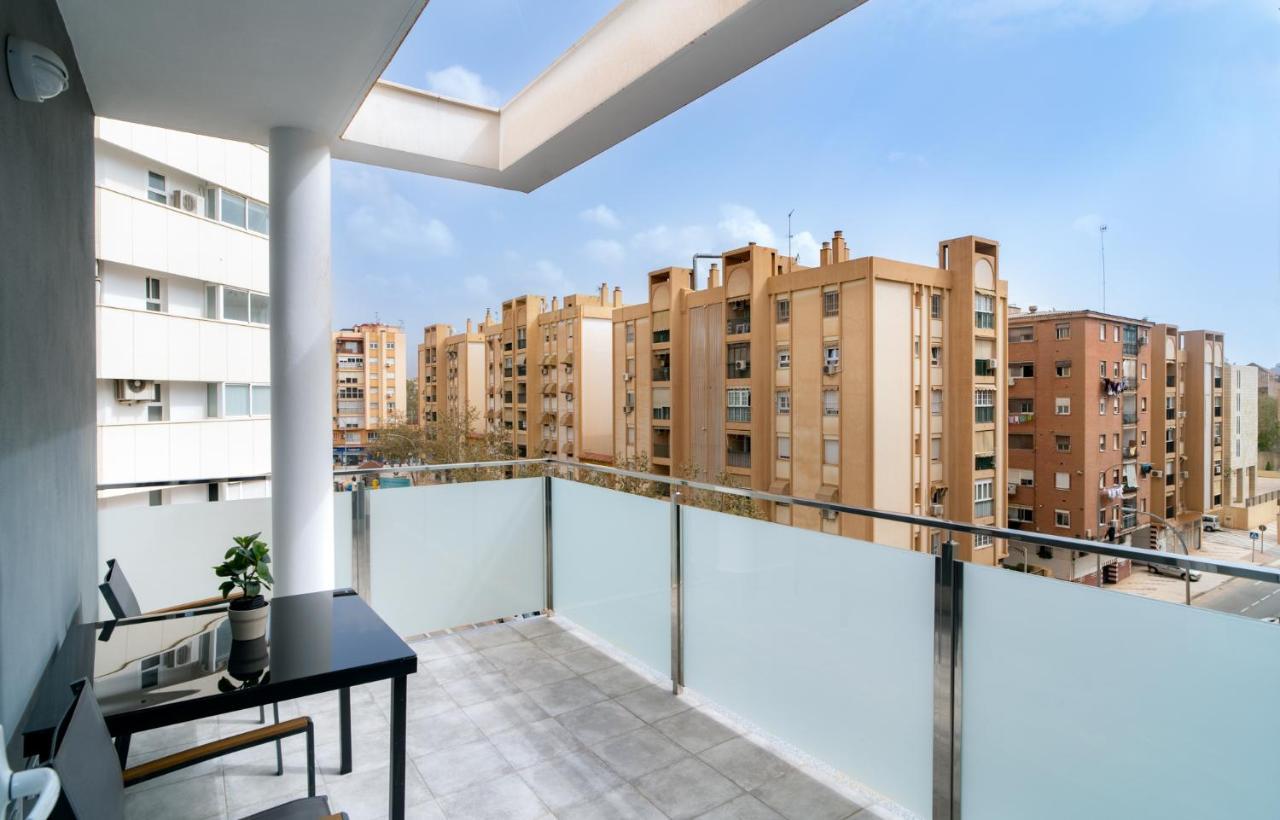 Aac - Con Terraza, Muy Amplio, Totalmente Equipado, Cerca Del Centro Y Nuevo! Lägenhet *