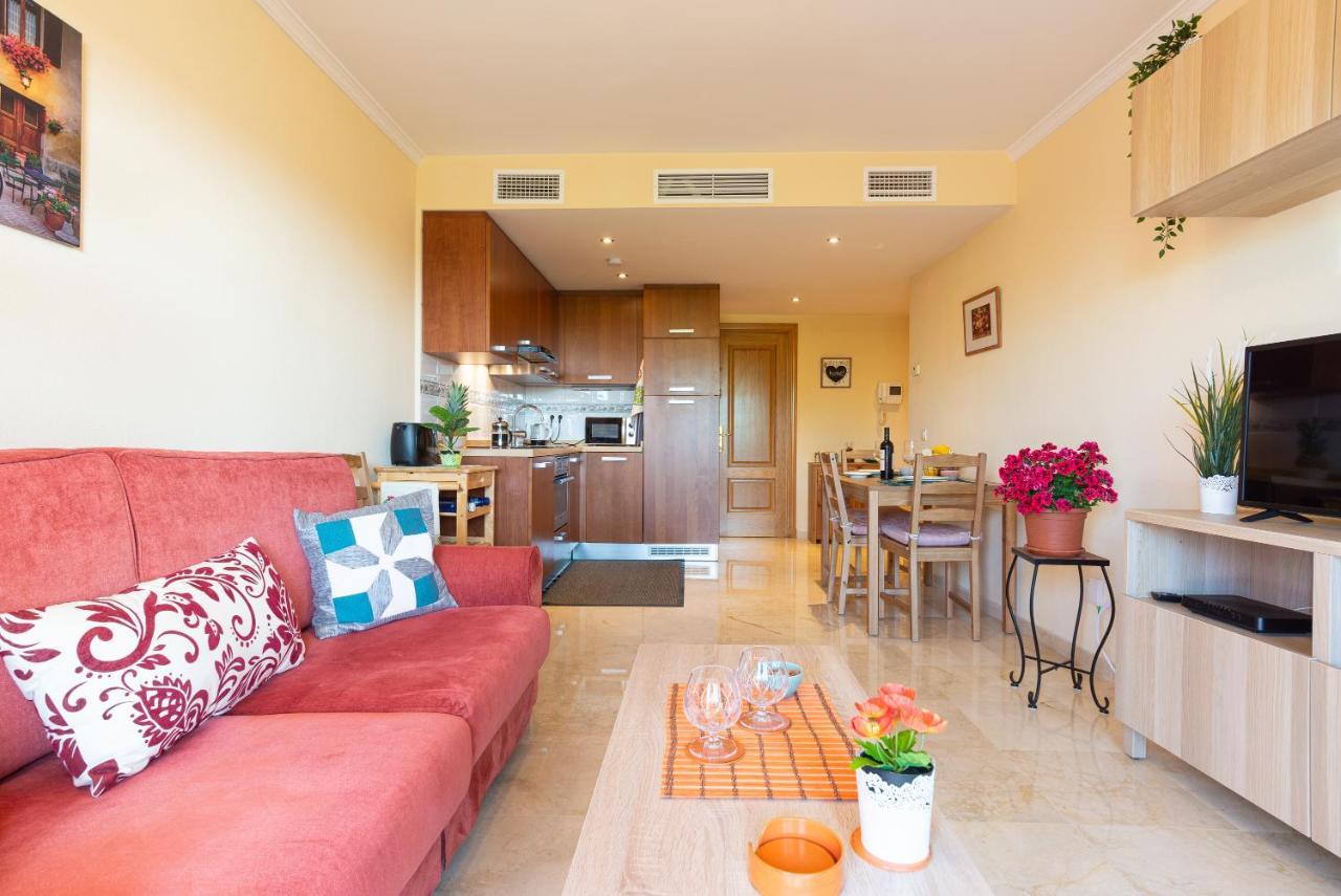 Leilighet Con Parking Puerto Nuevo 8 *
