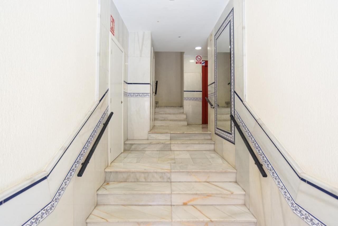 Lu&cia Thyssen Center *