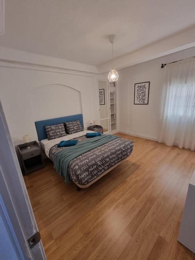 Lägenhet Holidays2malaga 2 Bedroom Armengual De La Mota Close Shopping Center Málaga
