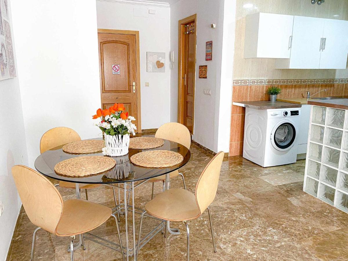 Lägenhet Rentaly Vacations 8 *