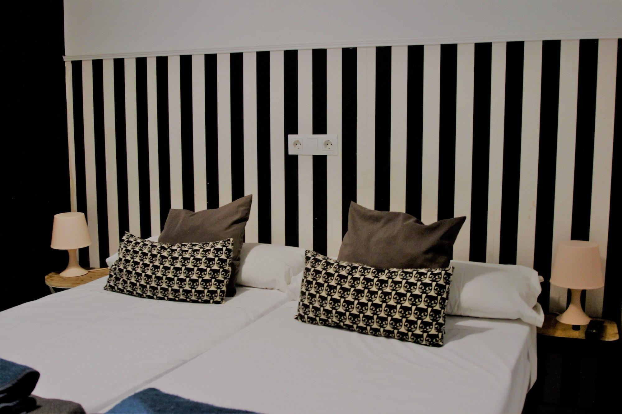 Feel Soho Hostel