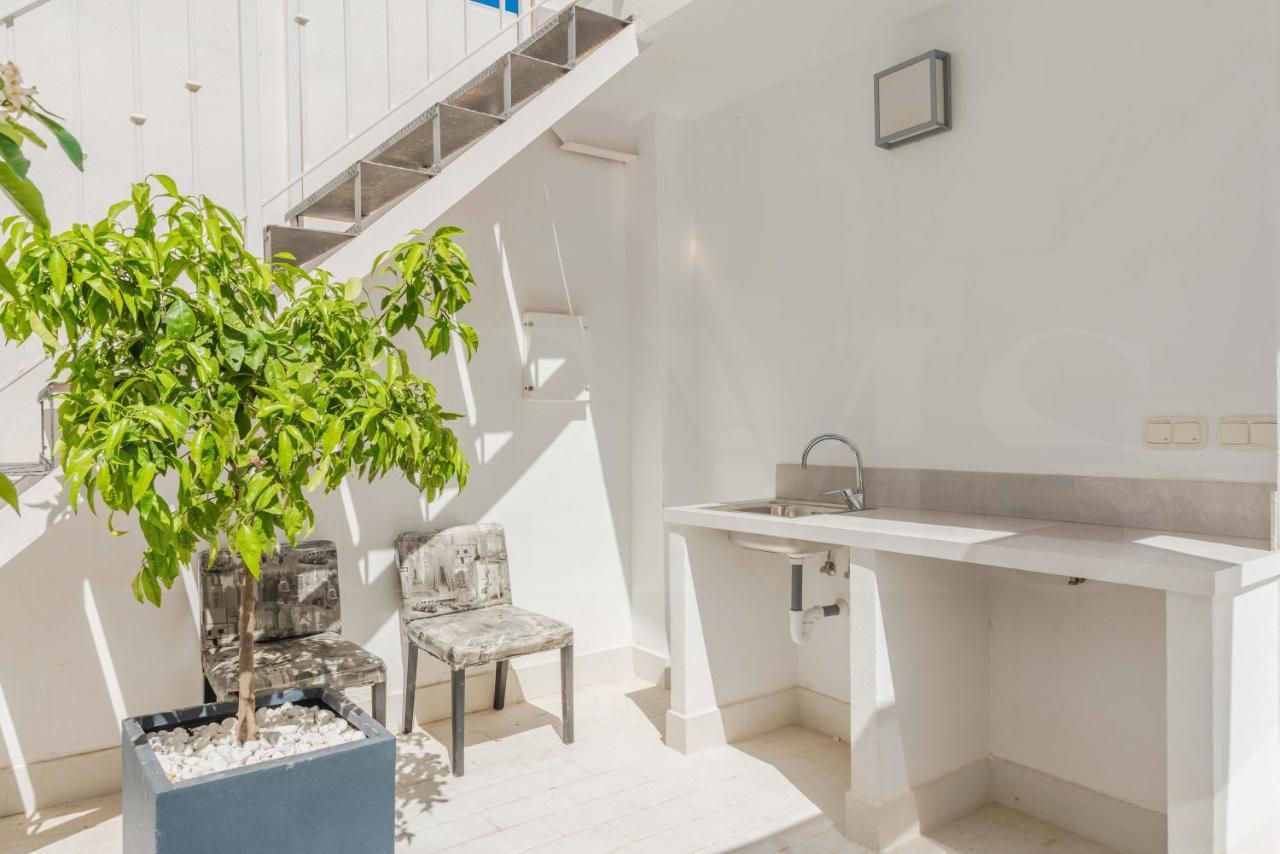 Penthouse & Private Rooftop In The Heart Of By Rems Apartamento