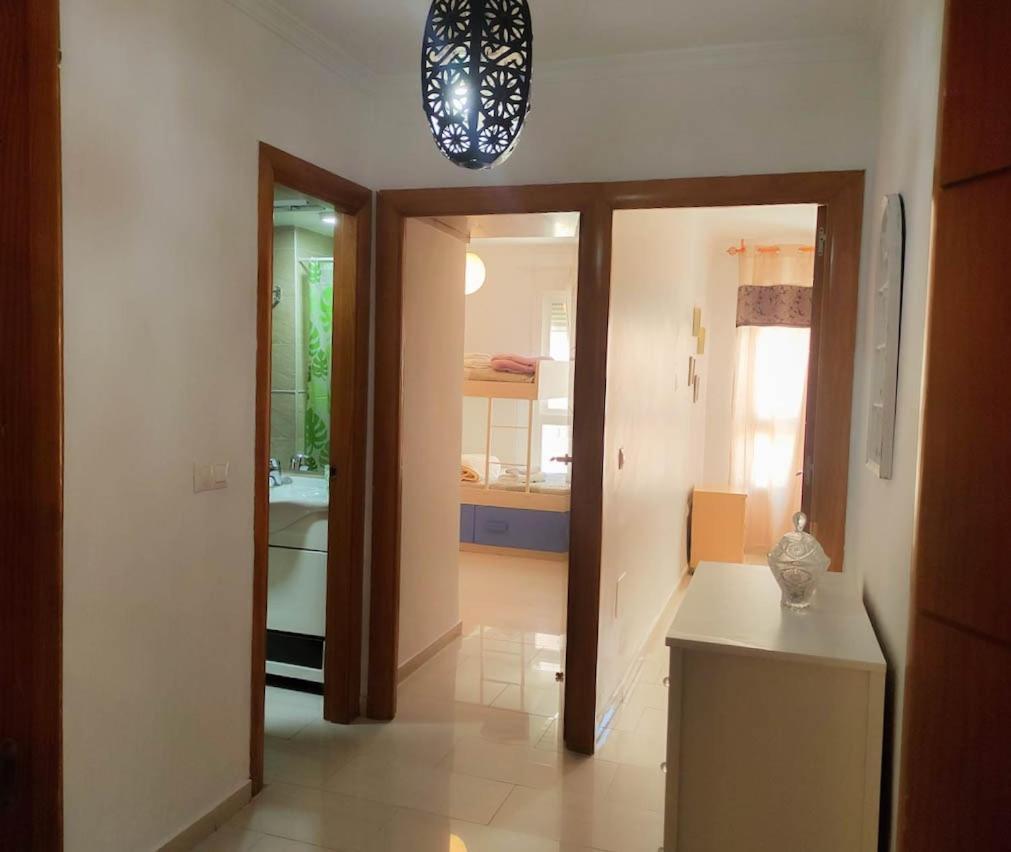Confortable Piso Junto A Centro Ciudad, Playa Y Estacion Tren. Lejlighed *