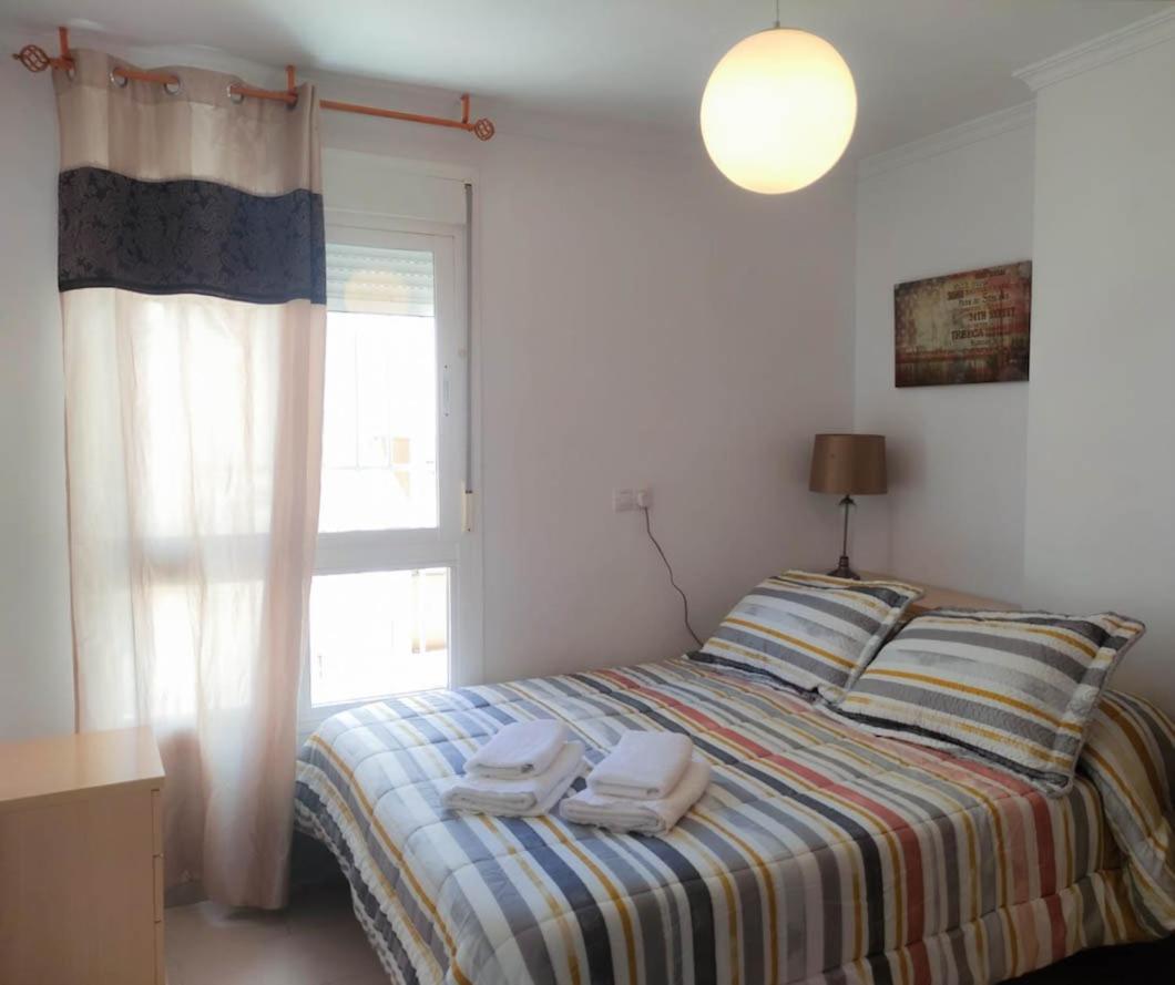 Confortable Piso Junto A Centro Ciudad, Playa Y Estacion Tren. Lejlighed *
