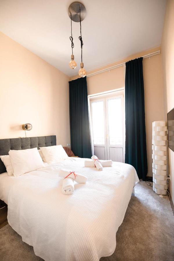 Shiny Mik Super Family Apartment Malaga