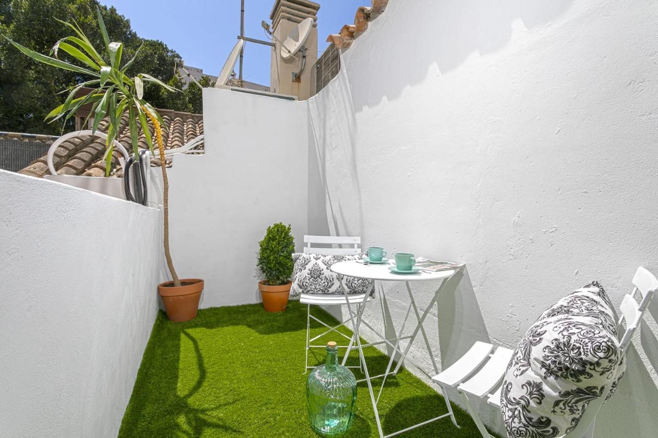 Historic Center Private Terrace Apartment *