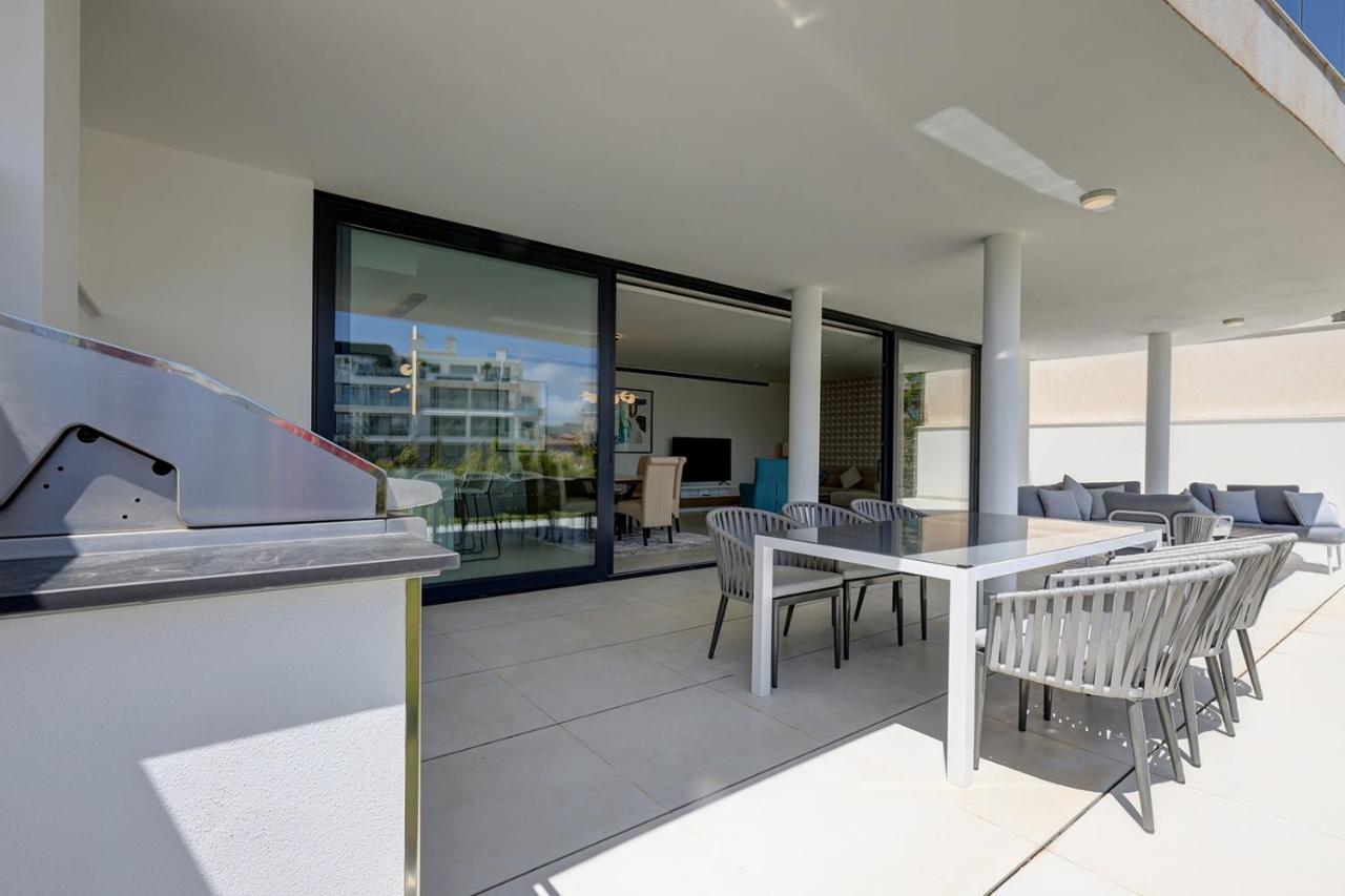 092 - Modern, Spacious El Higueron With Private Garden & Bbq Leilighet