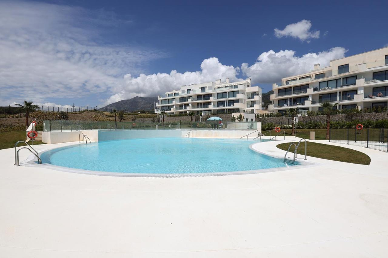 Leilighet 092 - Modern, Spacious El Higueron With Private Garden & Bbq Málaga