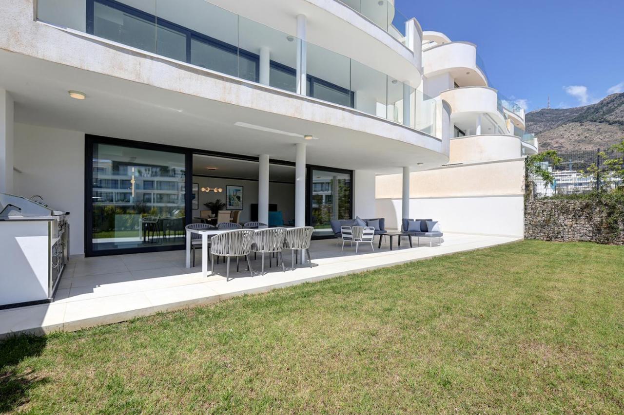 Leilighet 092 - Modern, Spacious El Higueron With Private Garden & Bbq