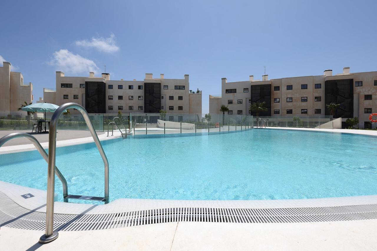 092 - Modern, Spacious El Higueron With Private Garden & Bbq * Málaga