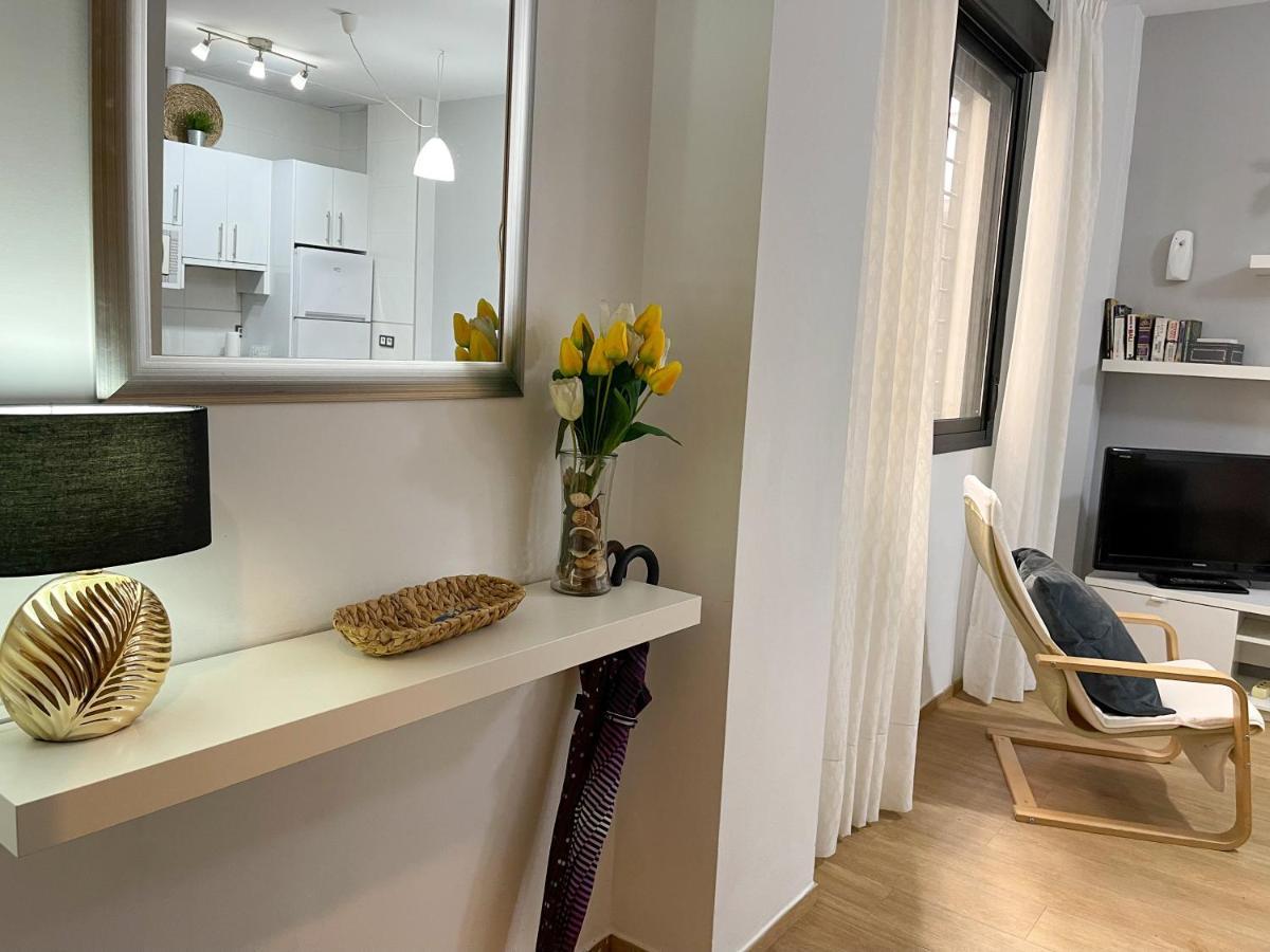 Apartment Quiet In The Heart Of Pool & Free Parking Malaga