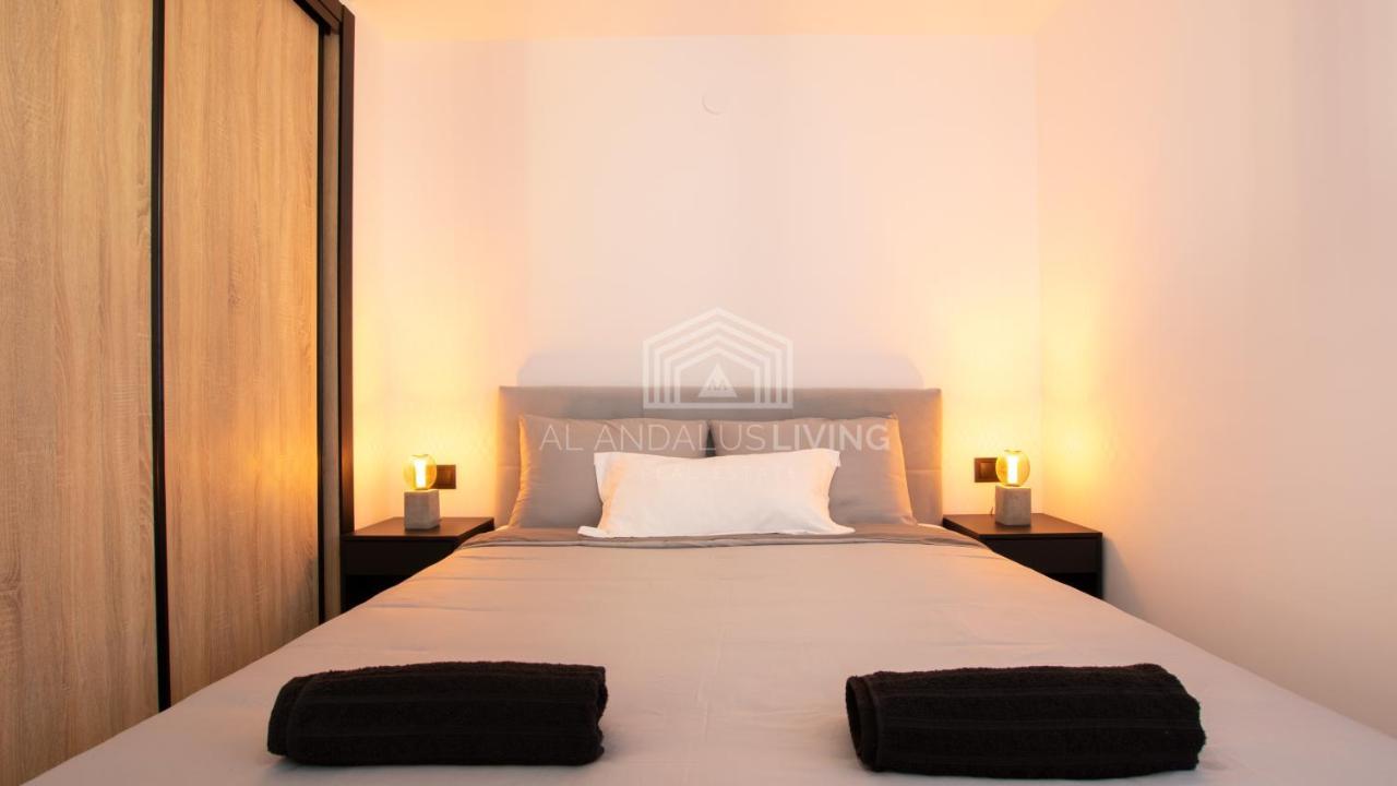 Lejlighed Contemporary Loft Style With Amazing Sea Views And With Direct Access To The Beach From The Community Málaga