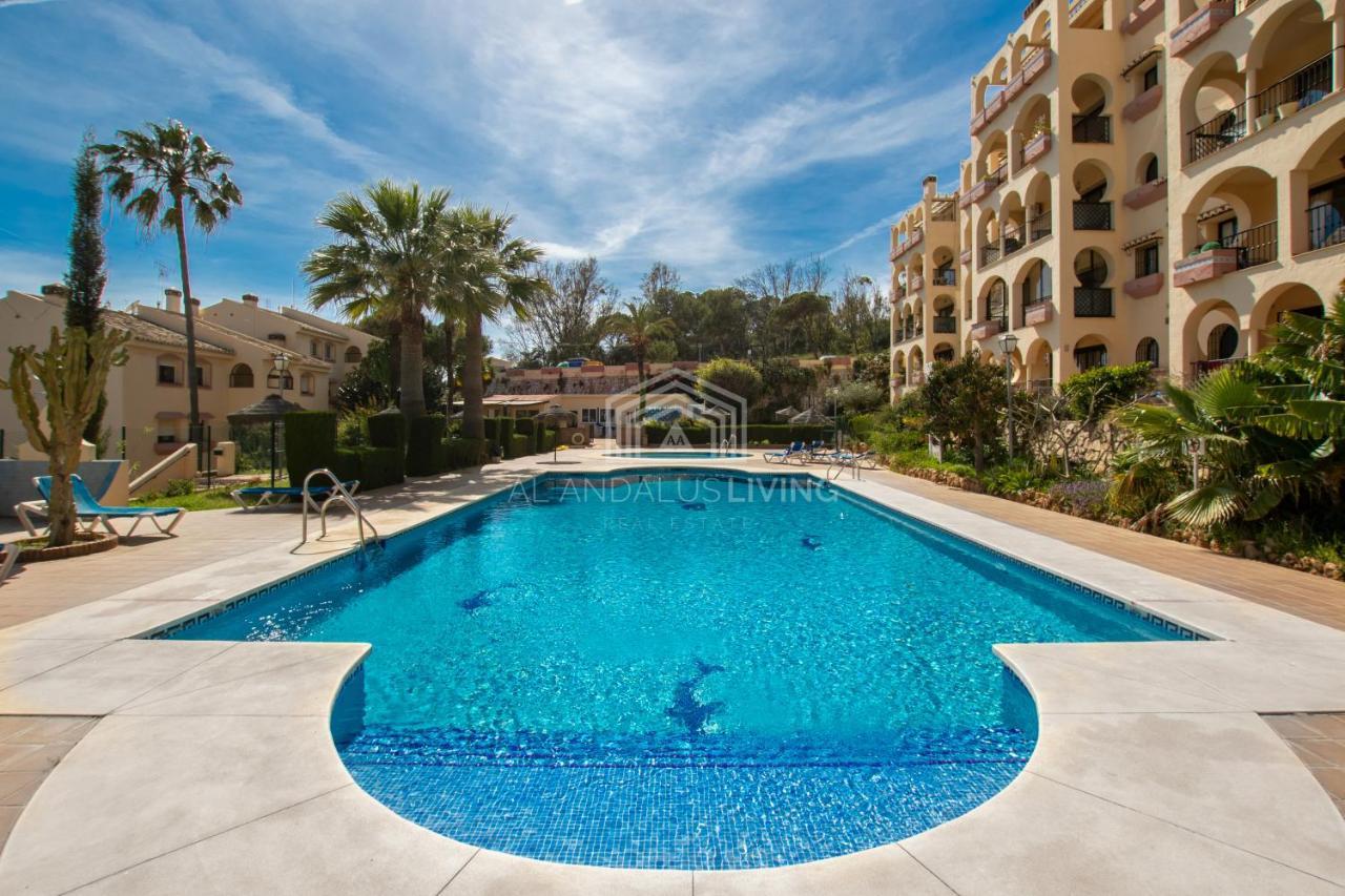 Appartement Contemporary Loft Style With Amazing Sea Views And With Direct Access To The Beach From The Community Málaga