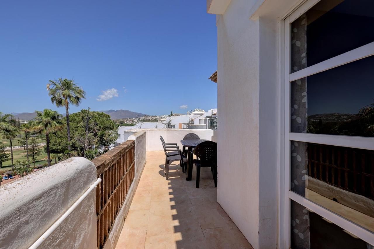 091 Bright 1 Bedroom, 2 Bath Penthouse Mijas Matchroom Golf *