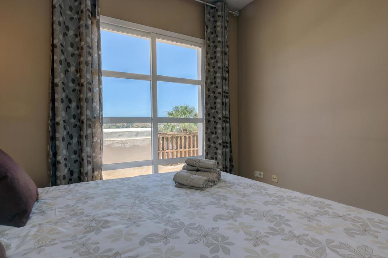 091 Bright 1 Bedroom, 2 Bath Penthouse Mijas Matchroom Golf