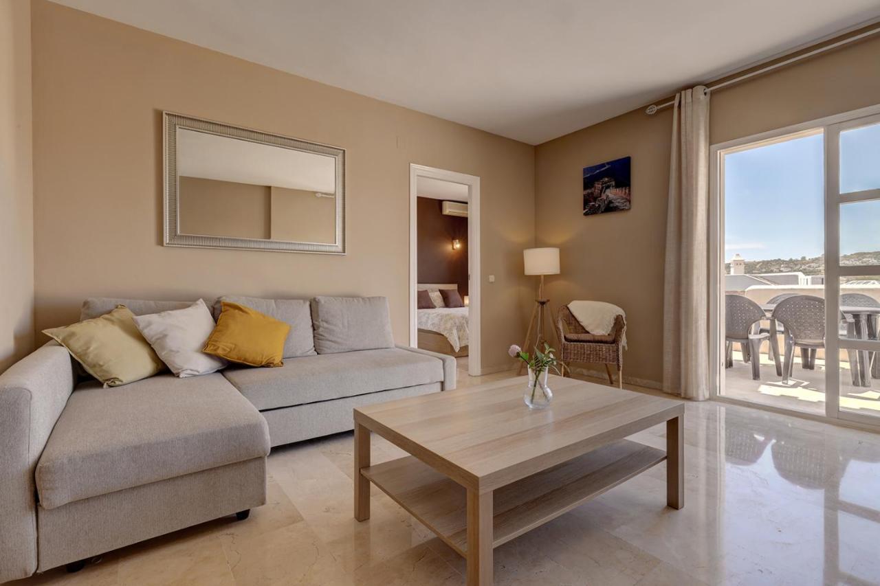 091 Bright 1 Bedroom, 2 Bath Penthouse Mijas Matchroom Golf * Málaga